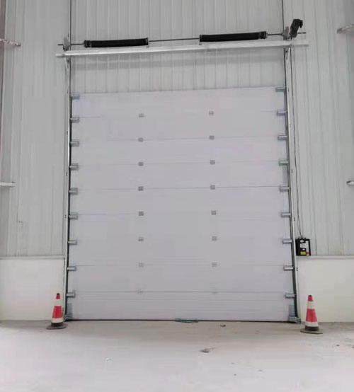 大型工業(yè)門優(yōu)點;